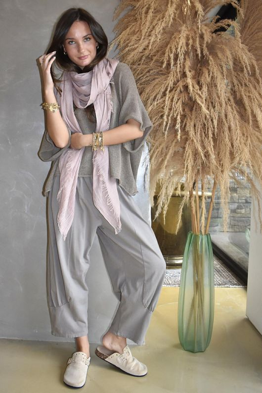 Jo Jo Quirky Classic Barrel Pant Mocha